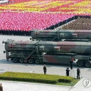 热点 | 韩联社：消息人士称朝鲜8日上午举行了阅兵式