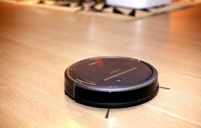 给大家介绍一下 我的清洁好帮手科沃斯DD35 