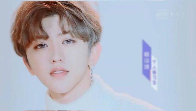 蔡徐坤范丞丞谁能笑到最后?蔡徐坤的粉丝量就