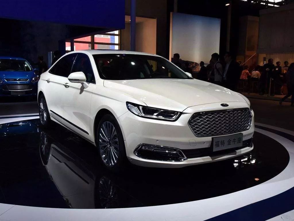 西装暴徒:福特金牛座 ecoboost 325
