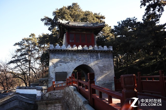 高画质易操作 佳能微单EOS M6漫步<span class=