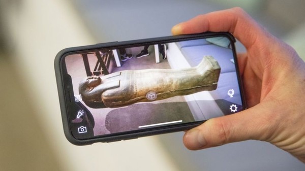 BBC推出首个AR应用 让你用手机直接探索古文物