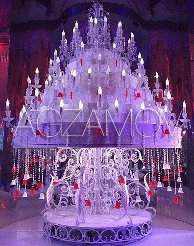 惊了！这一百多万的蛋糕，没有那个姑娘抵挡得了！