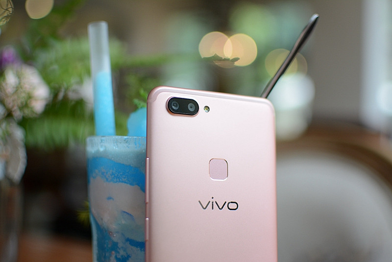 vivox20pro,vivoiqooPro 全面屏vivox20颠覆视觉,大有可为