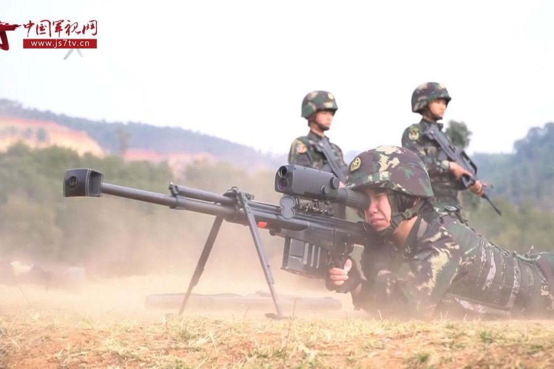 听女特种兵讲述:从女青年到女军人的转变