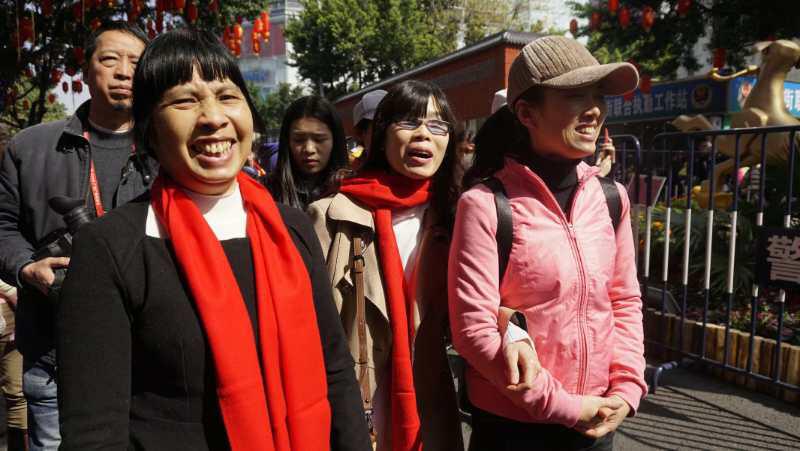 我是你的眼,穗青启智志愿者携手帮扶视障人士