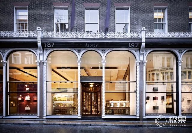 绅士心头的纵火者,500只古董打火机收藏玩家|大玩家 绅士心头的纵火者,500只古董打火机收藏玩家|大玩家