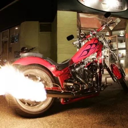 排气大呲花，晃瞎24K黄金眼