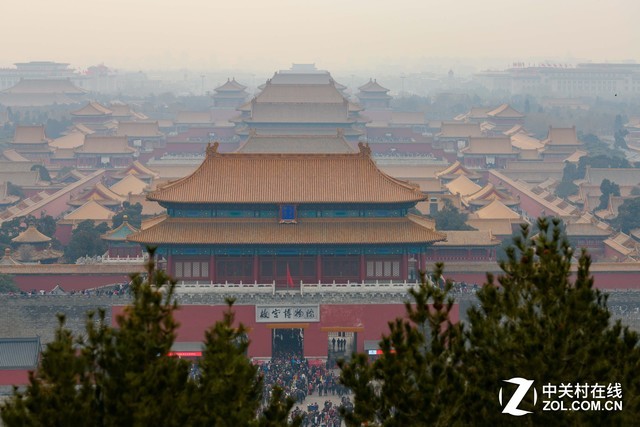 手握“电磁炮”是何种体验？尼康720镜头上手 