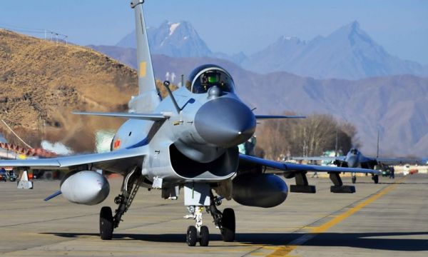 境外媒体关注中国加强西部战区空中战斗力