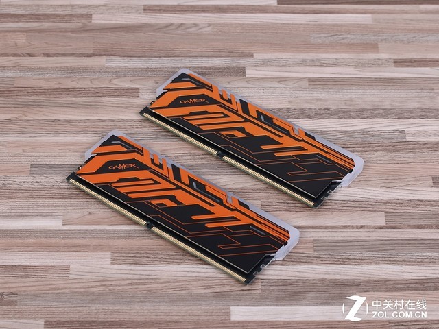 炫酷灯光！ 影驰GAMERⅡ内存首发评测 