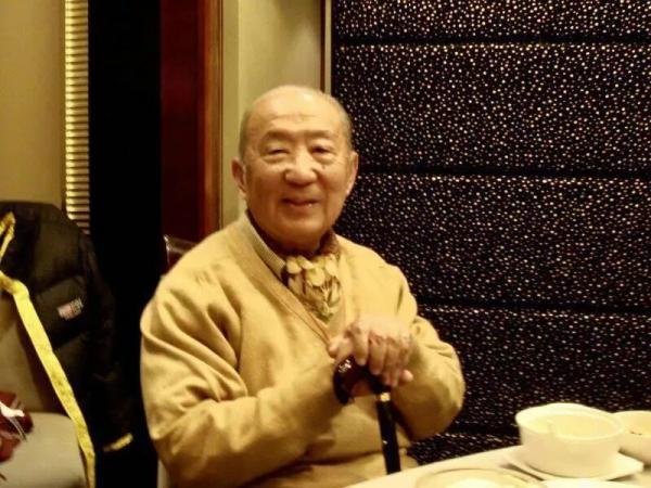 新中国刑法学创始人之一朱华荣病逝 曾为江青辩护