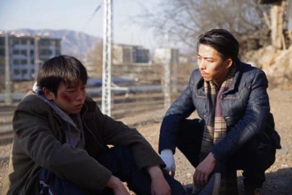 柏林电影节|胡波遗作《大象席地而坐》获奖:人