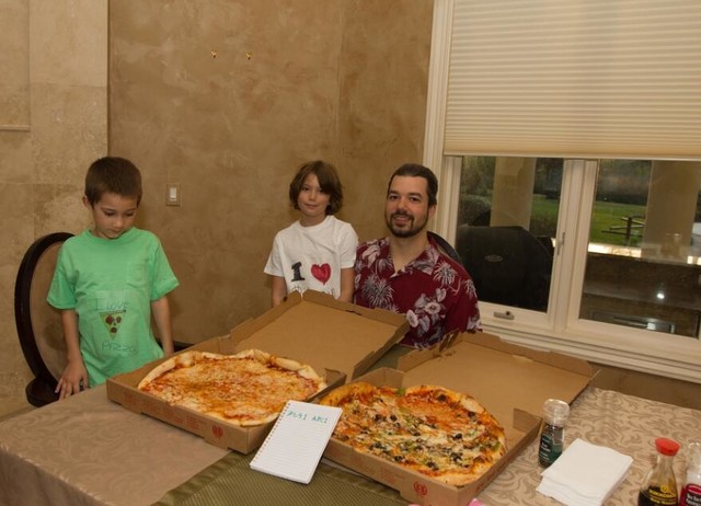 8年前花一万比特币买披萨的程序员又干了一件事