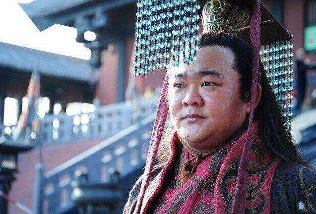 为什么曹操的儿子都才华横溢,而刘备的儿子都默默无闻?