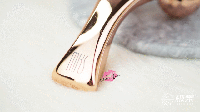 MKS滚轮提拉脸部按摩仪