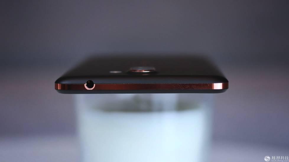 Nokia 7 plus充电测试 支持高通QC3.0快充