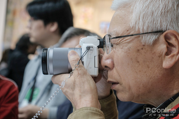 CP+2018佳能最强单电相机 佳能EOS M50初体