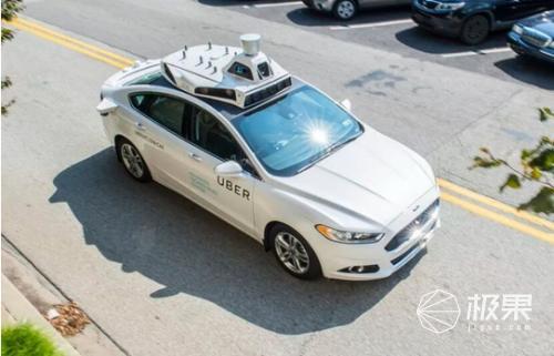 全球首辆无人驾驶出租车在迪拜投入使用 全球首辆无人驾驶出租车在迪拜投入使用