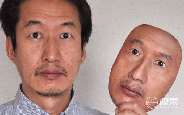 美国变态换脸术!让你秒变任何人,看完我想犯罪.... 美国变态换脸术!让你秒变任何人,看完我想犯罪....