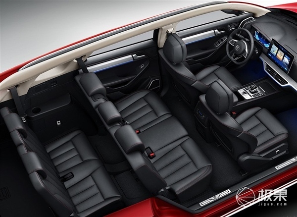 新一代比亚迪唐内饰官图发布：中控大屏是亮点