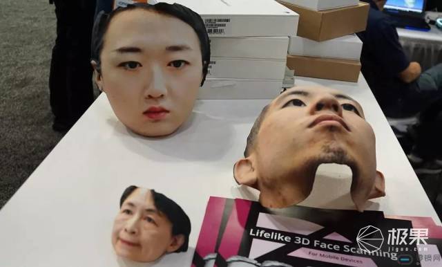 美国变态换脸术!让你秒变任何人,看完我想犯罪.... 美国变态换脸术!让你秒变任何人,看完我想犯罪....