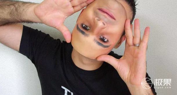 美国变态换脸术!让你秒变任何人,看完我想犯罪.... 美国变态换脸术!让你秒变任何人,看完我想犯罪....