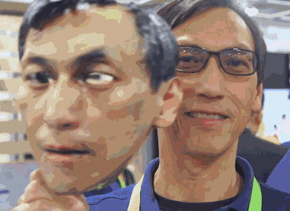 美国变态换脸术!让你秒变任何人,看完我想犯罪.... 美国变态换脸术!让你秒变任何人,看完我想犯罪....