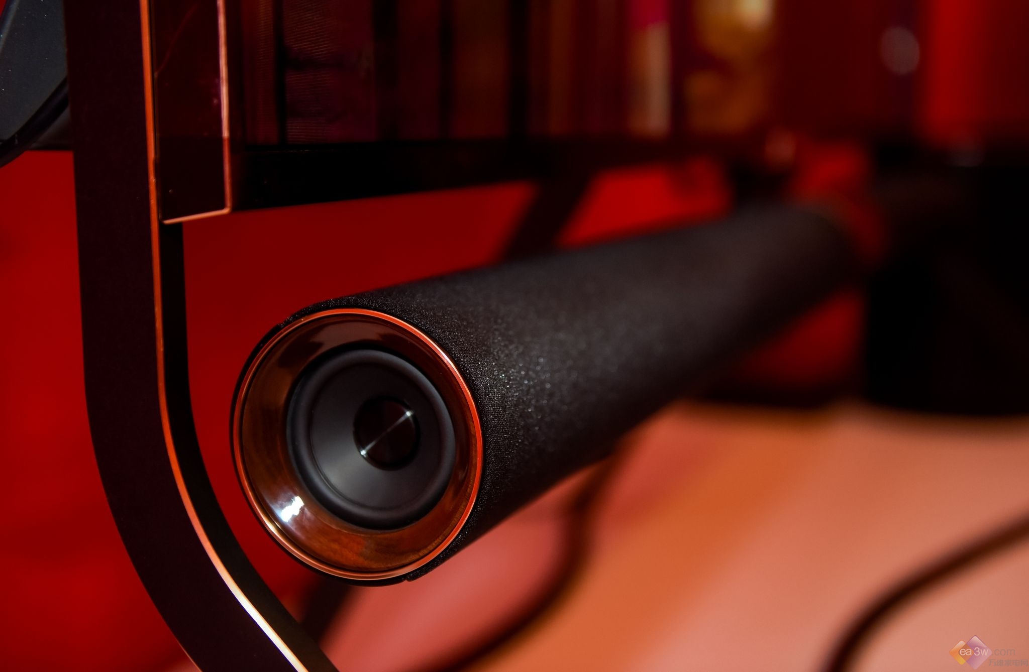 宇与共赏,TCL X5、C6、P5系新品电视震撼亮相