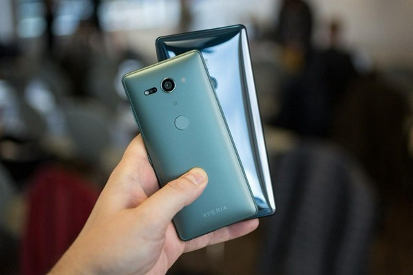网友大呼Xperia XZ2令人失望,索尼老矣尚能 网友大呼Xperia XZ2令人失望,索尼老矣尚能