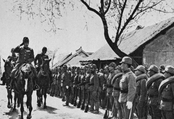 抗战时为什么一个日本师团能撵着中国好几个师
