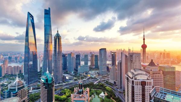 人民日报:用店小二精神改善营商环境