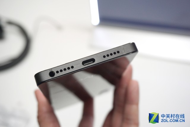 vivo APEX上手速评:这才是未来的手机