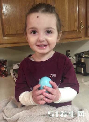 现实版的木乃伊!3岁女童抚摸都会有生命危险_图2 现实版的木乃伊!3岁女童抚摸都会有生命危险_图2