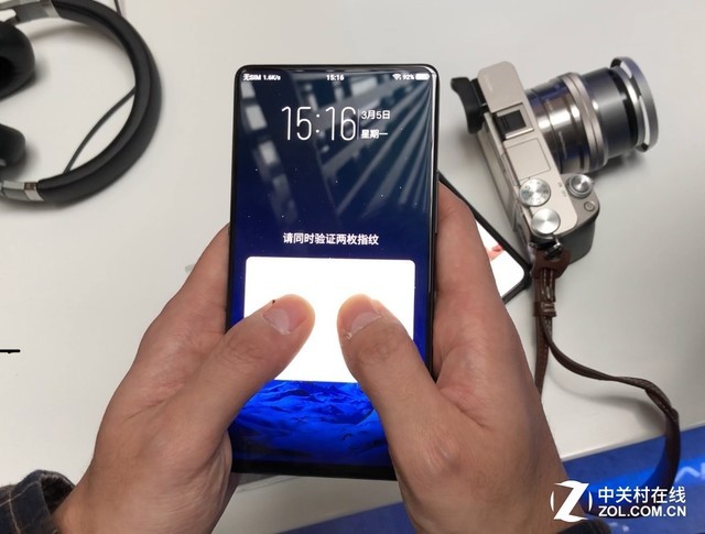 vivo APEX上手速评:这才是未来的手机