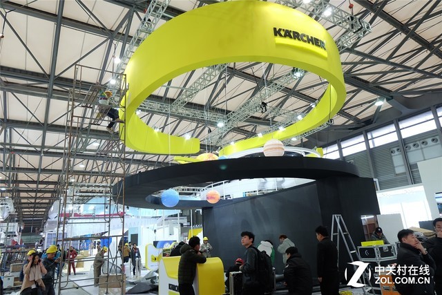 海尔松下超大展馆吸睛 AWE2018展台探访揭秘 