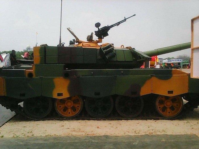中国接手该国300辆59坦克魔改任务：升级之后不逊96