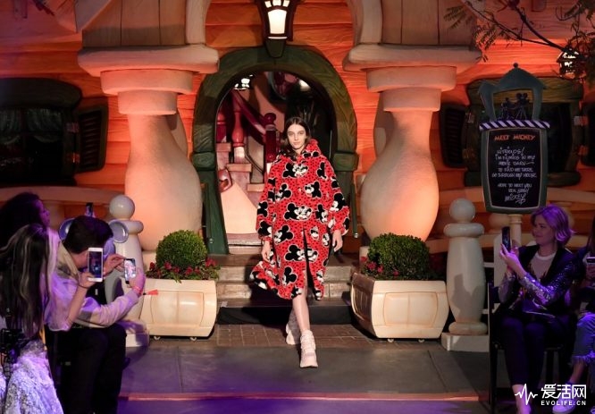 Opening-Ceremony-Disney-Collection-20183