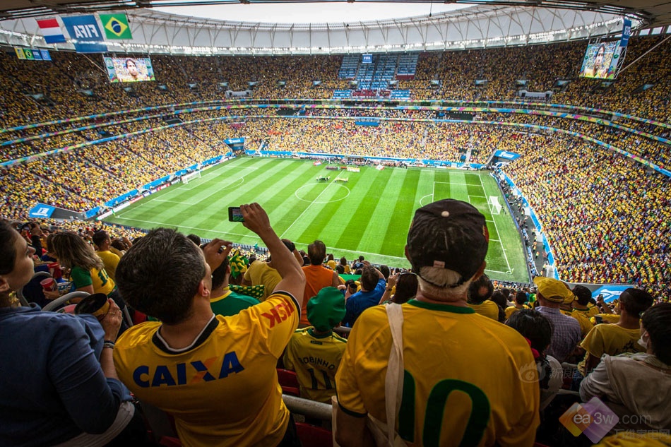 怎样才能不错过世界杯的任何精彩瞬间?海信