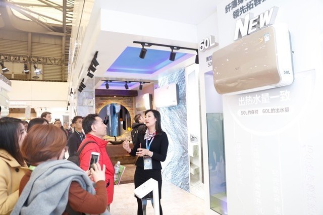 A.O.史密斯用科技点亮2018 AWE，144年创新传承引领行业升级  