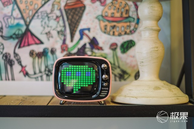 音箱也能用来聊天打游戏?Tivoo让你大开眼界—DivoomTivoo像素蓝牙音箱体验 音箱也能用来聊天打游戏?Tivoo让你大开眼界—DivoomTivoo像素蓝牙音箱体验