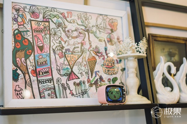 音箱也能用来聊天打游戏?Tivoo让你大开眼界—DivoomTivoo像素蓝牙音箱体验 音箱也能用来聊天打游戏?Tivoo让你大开眼界—DivoomTivoo像素蓝牙音箱体验