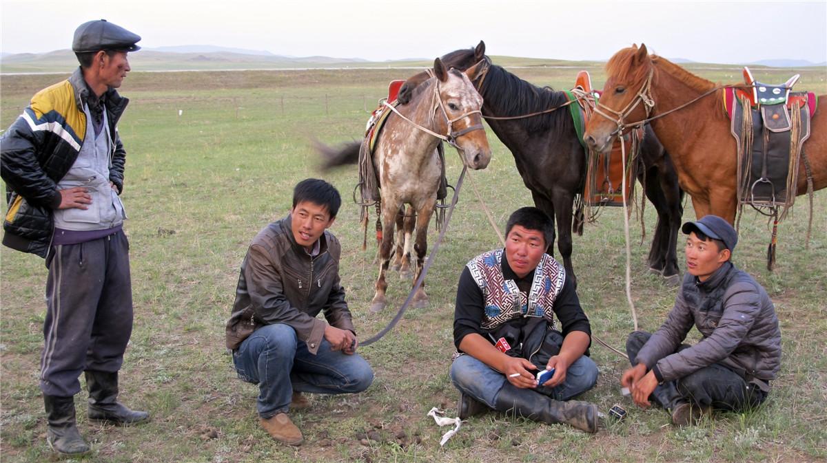 蒙古总人口数量_中国蒙古族人口比例最高的县,通中原一省同名