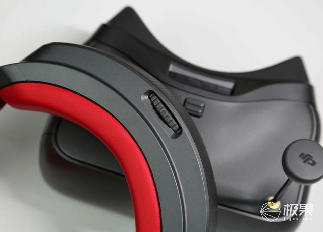 沉浸感强烈，原地不动就能体验“飞一般的感觉”—DJIGogglesRE竞速版飞行眼镜评测|视频