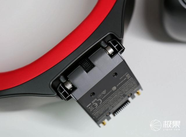 沉浸感强烈，原地不动就能体验“飞一般的感觉”—DJIGogglesRE竞速版飞行眼镜评测|视频