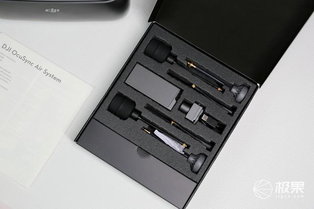 沉浸感强烈，原地不动就能体验“飞一般的感觉”—DJIGogglesRE竞速版飞行眼镜评测|视频