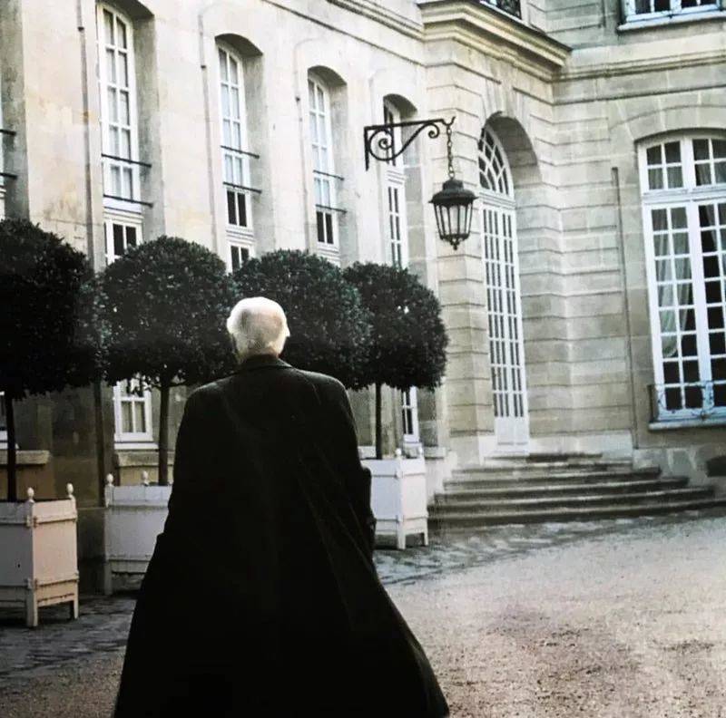 91岁的法国时装大师辞世，奥黛丽·赫本曾说：是纪梵希创造了我