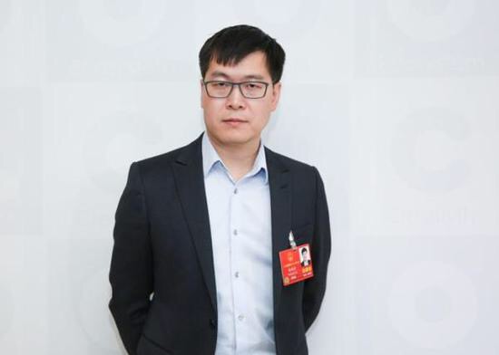 月嫂不好找,价高脾气大?姚劲波建议发展新服