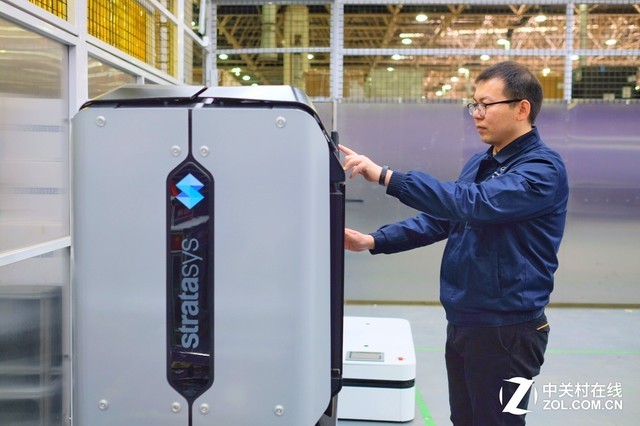 北京奔驰利用3D打印技术效率提升6倍 