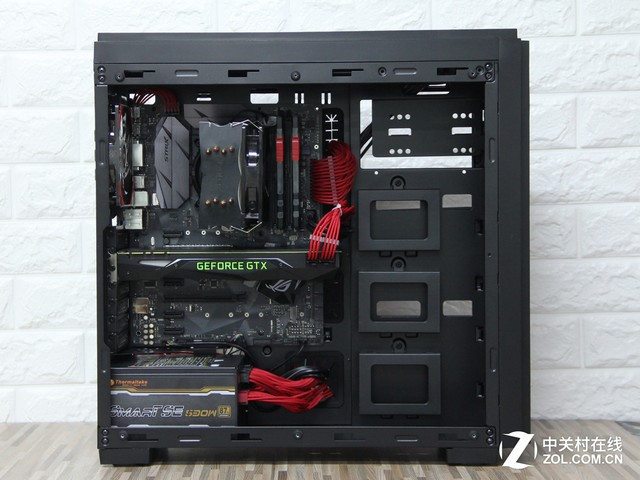 打造炫酷RGB光污染平台 这个机箱不能少 